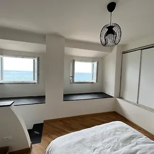 Brand New With Seaview & Private Parking , Genua Italien